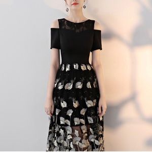 Metisu Black Cold Shoulder Ginkgo Embroidered Maxi Dress